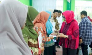 image_750x_68d0bdfa1001f